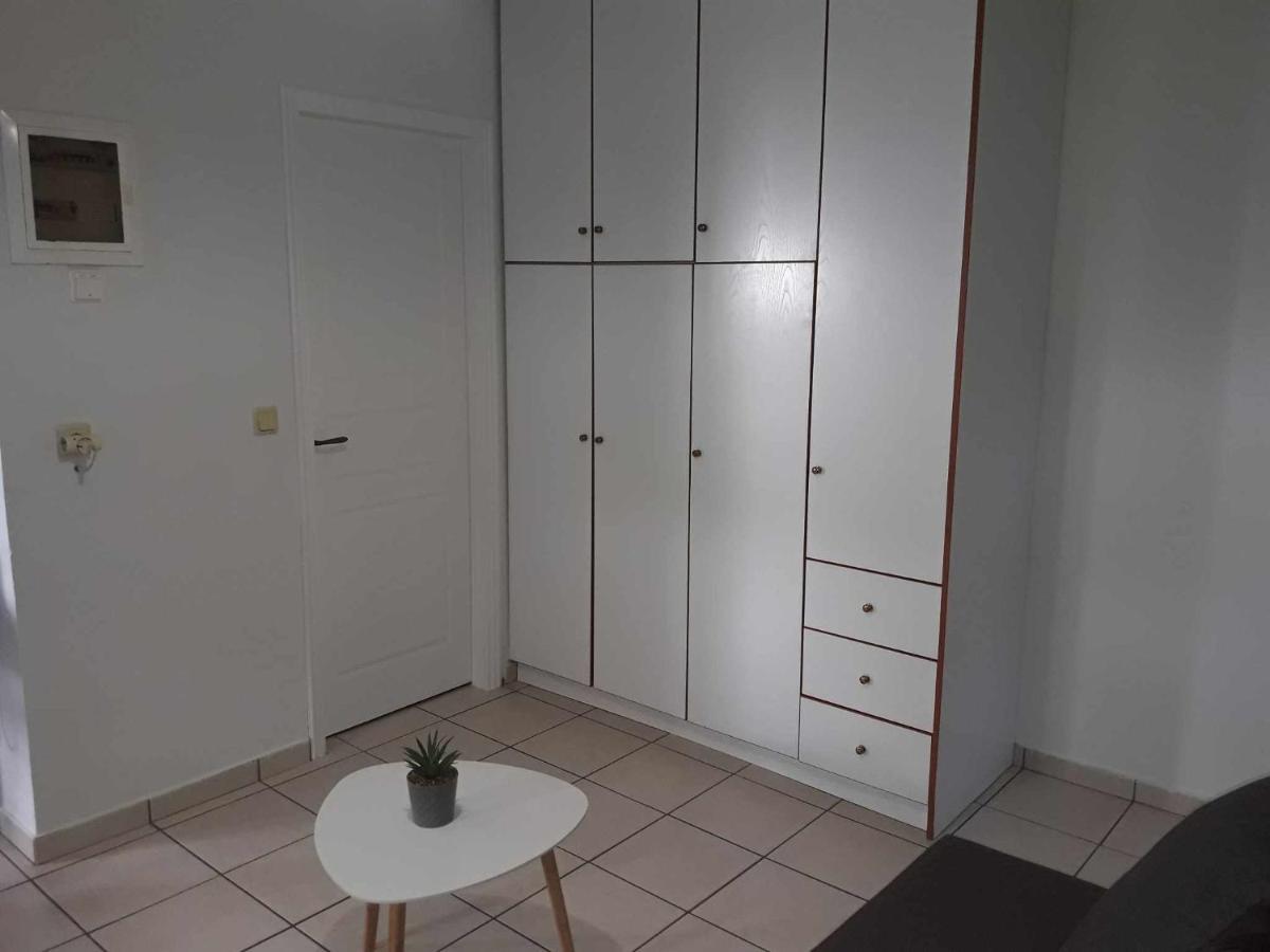 Simple, Calm And Center 2 Apartment กาลามาตา ภายนอก รูปภาพ