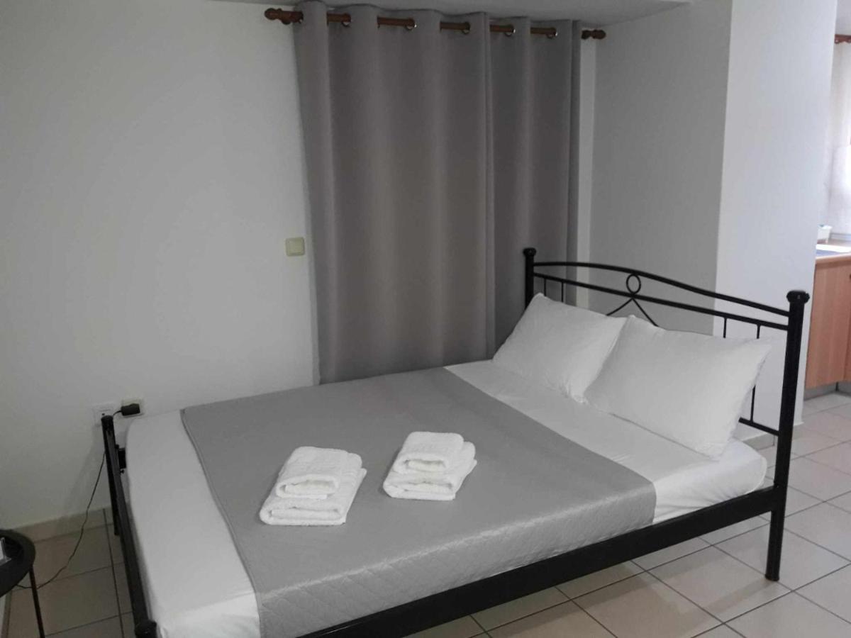 Simple, Calm And Center 2 Apartment กาลามาตา ภายนอก รูปภาพ
