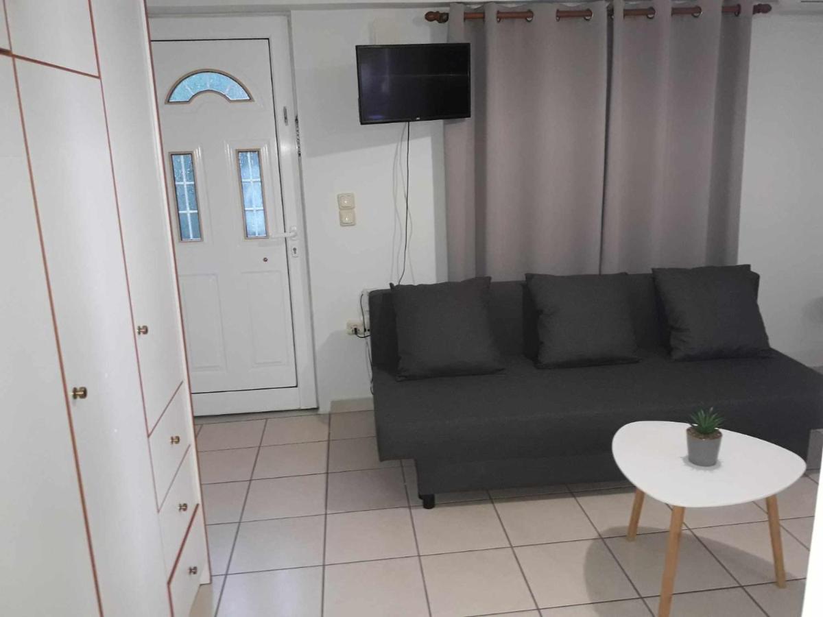 Simple, Calm And Center 2 Apartment กาลามาตา ภายนอก รูปภาพ
