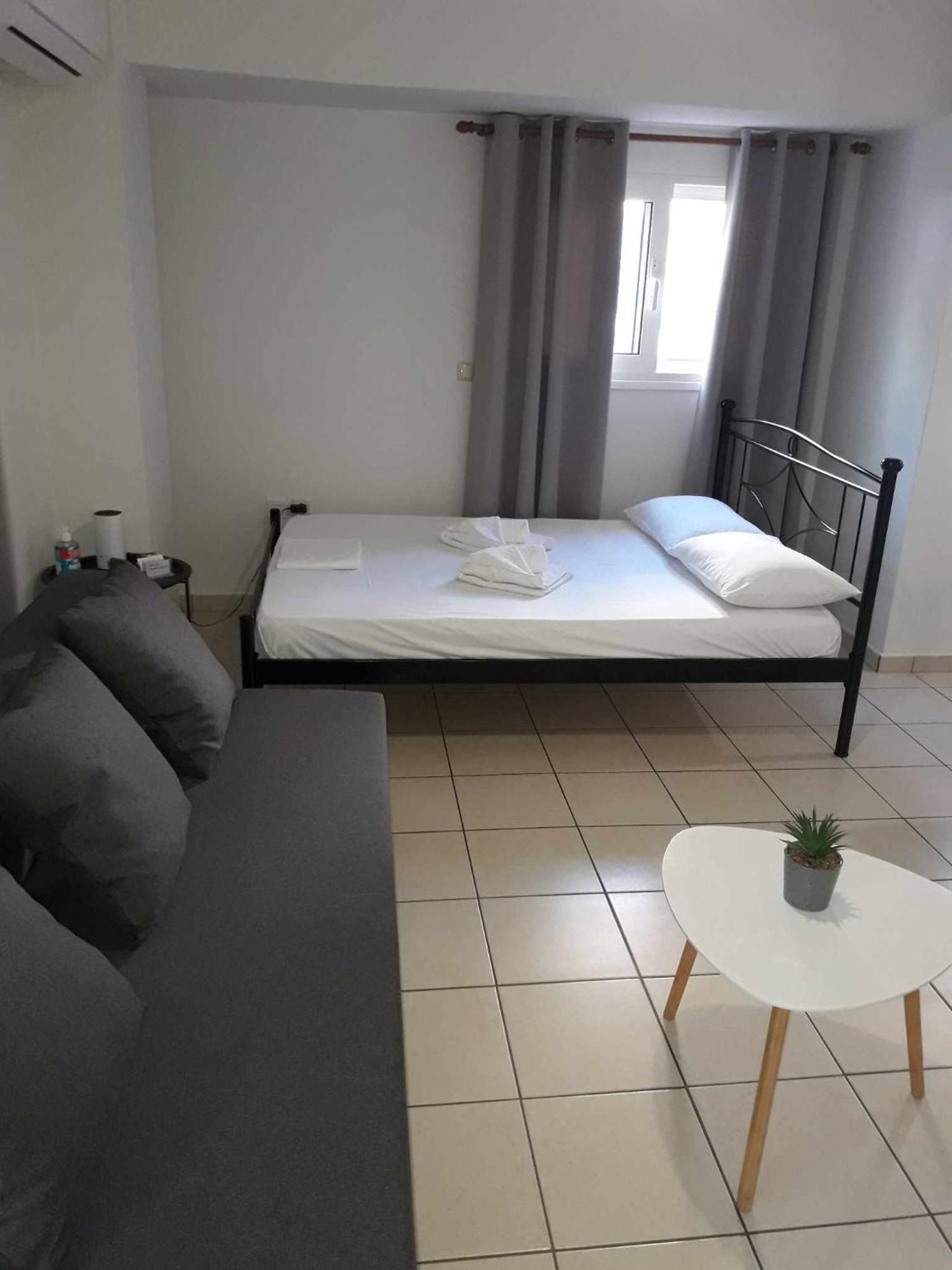 Simple, Calm And Center 2 Apartment กาลามาตา ภายนอก รูปภาพ